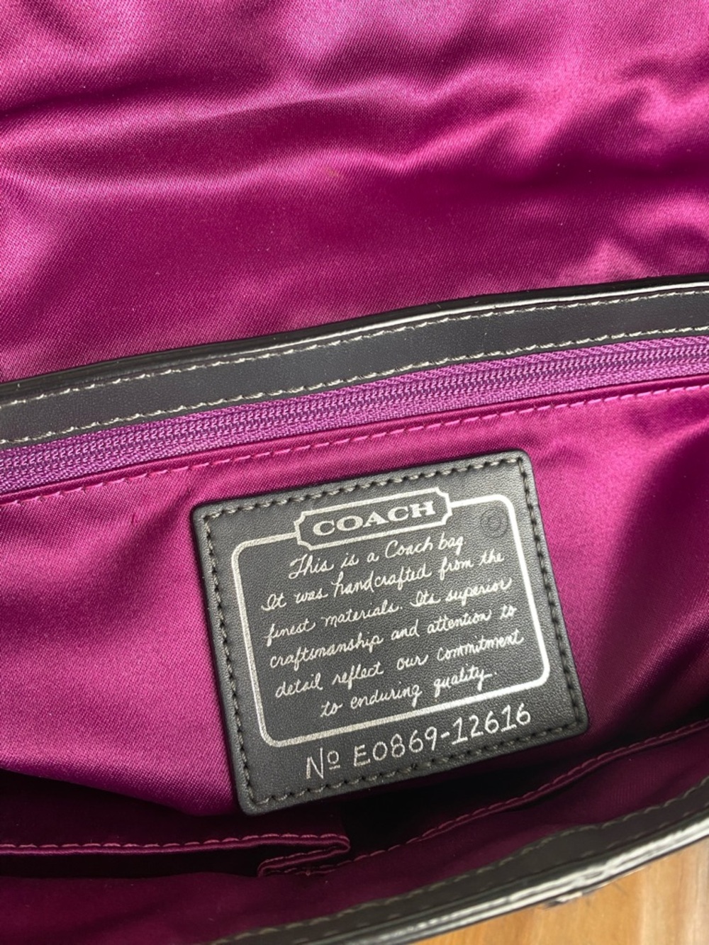 Coach Legacy Limited Edition Garcia Pieced Leather XL Clutch - Picture 12 of 16